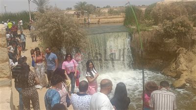 تزامنا مع أعياد الربيع.. إقبال ضعيف على شلالات وادي الريان والمناطق السياحية بالفيوم