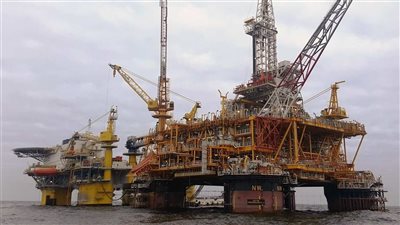 قبل إعلان الفائدة الأمريكية.. تراجع أسعار النفط عالميا والبرميل يسجل 62.41 دولار