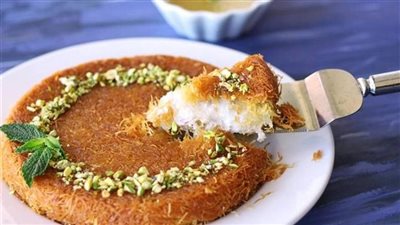 بخطوات بسيطة.. طريقة عمل الكنافة بالمهلبية زي المحلات