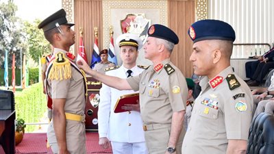 القوات المسلحة تحتفل بتخريج الدفعة 167 من كلية الضباط الاحتياط