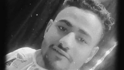 مصرع شاب تحت عجلات القطار السريع بمحطة ديروط بأسيوط