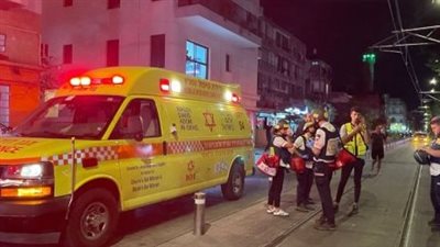 بالتزامن مع إطلاق صفارات الإنذار.. الإسعاف الإسرائيلي: إصابة عدد من المستوطنين أثناء هروبهم للملاجئ 