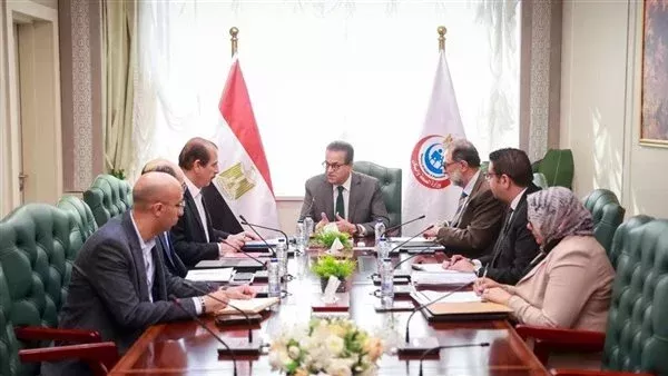 وزير الصحة والسكان