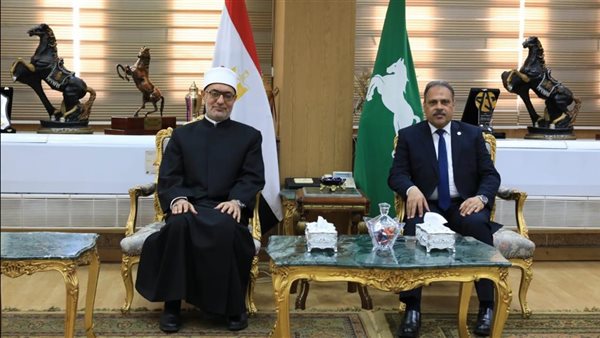 مفتي الجمهورية ومحافظ