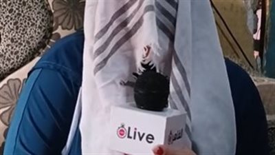 سيدة تستغيث من ظلم والدتها بالسويس: جوزتني وأنا 14 سنة عشان تاخد فلوس.. وجوزي هرب وأنا حامل| بث مباشر 