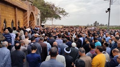 تشييع جنازة النائب ثروت فتح الباب بحضور قيادات برلمانية وسياسية بالدقهلية 