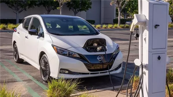 شحن السيارات الكهربائية