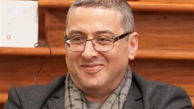 وزير الثقافة يهنئ الأديب محمد سمير ندا لفوزه بجائزة البوكر: تقاليد السرد المصري ما زالت قادرة على الإبهار