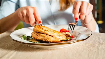 دراسة: الإفراط في تناول الدواجن قد يرتبط بزيادة خطر الوفاة وسرطان الجهاز الهضمي