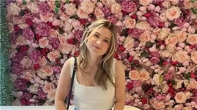 بعد وفاتها بسبب سرطان القولون.. معلومات عن التيك توكر النيوزيلندية دومينيك ماكشين