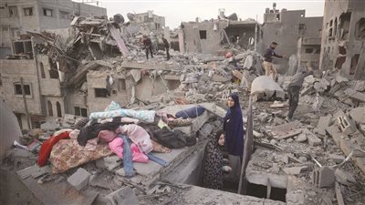 18 شهيدا فلسطينيا خلال قصف إسرائيلي على خيام النازحين بغزة