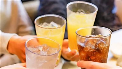 مشروبات شائعة تضر بصحة الأمعاء.. تعرف عليها 