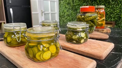 طريقة عمل مخلل الخيار السريع؟.. وصفتان بطعم ورائحة تفتح النفس
