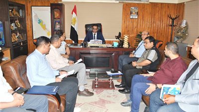 للتخفيف عن الفترة الصباحية.. وكيل صحة سوهاج يشدد على تشغيل العيادات المسائية بجميع المستشفيات