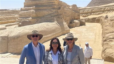 وزيرة التنمية المحلية ترافق الحاكم العام لأستراليا في جولتها السياحية بالأهرامات والمتحف المصري الكبير