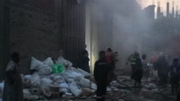 اندلاع حريق بمخزن