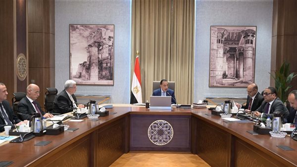 خلال الاجتماع