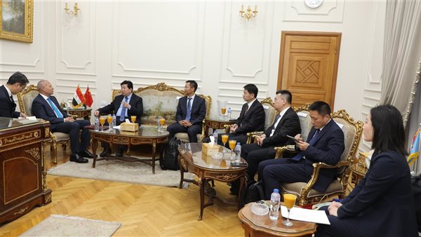 وفد مدينة بكين لتعزيز