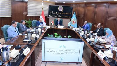 مجلس جامعة سوهاج يوافق على إنشاء شركة لتسويق مخرجات البحث العلمي