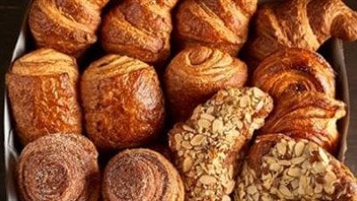 أبرزهم ارتجاع المريء.. ما هي أضرار الإفراط في تناول المُعجنات ليلا؟ 