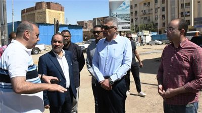 محافظ أسوان يوجه بسرعة إنهاء الأعمال بشارع كسر الحجر لتحقيق السيولة المرورية 