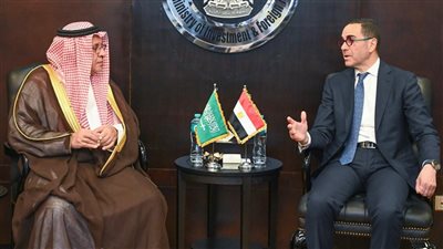 استعرض جهود الحكومة في إصلاح السياسات المالية.. وزير الاستثمار يلتقي الأمين العام للمجلس التنسيقي المصري السعودي