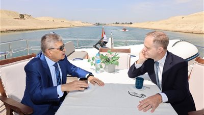 الفريق أسامة ربيع: لم نتوقف عن تقديم الخدمات الملاحية بالقناة منذ اندلاع التوترات الأمنية في المنطقة