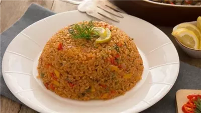 طعم رهيب.. طريقة عمل أرز السمك زي المطاعم بوصفة اقتصادية