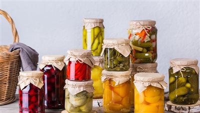 ما مقدار الملح للمخلل؟ اعرفي نسب الملح والسكر المضبوطة