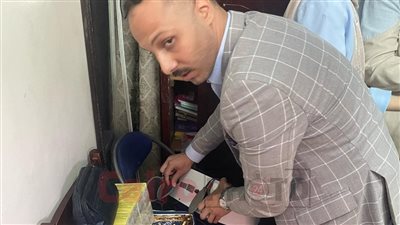 ضبط منتحل صفة طبيب سمنة ونحافة بحوزته أدوية منتهية الصلاحية ومجهولة المصدر ببورسعيد| صور 
