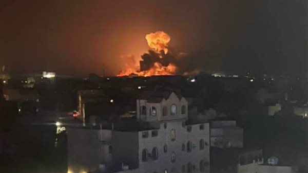 غارات أمريكية على