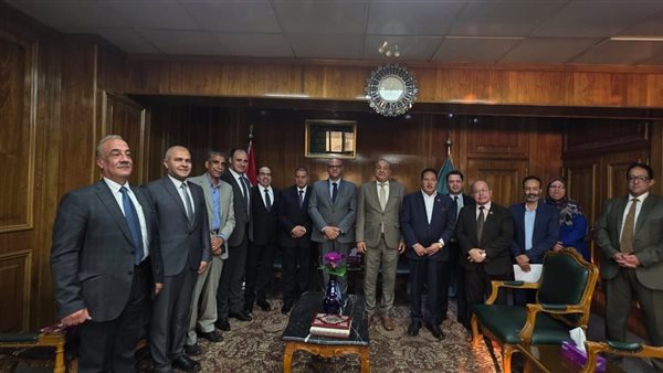 محافظ القليوبية خلال