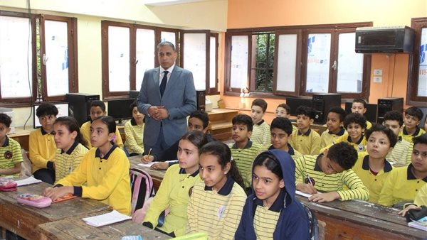 جولة وكيل تعليم الجيزة