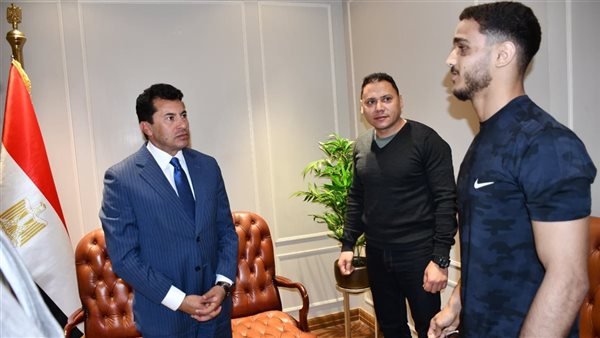 وزير الرياضة رفقة