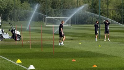 بعد تعافيهما من الإصابة.. عودة ديالو ودي ليخت إلى تدريبات مانشستر يونايتد