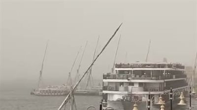 بسبب الرياح القوية.. وقف النشاط الملاحي في نهر النيل وبحيرة ناصر بأسوان| بث مباشر