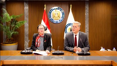  وزيرا البيئة والبترول يناقشان سبل خفض الانبعاثات الكربونية في مصر 