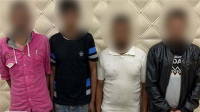 ابتزوه بفيديو فاضح.. ضبط المتهمين بمساومة وسرقة صاحب محل في السيدة زينب| بث مباشر 