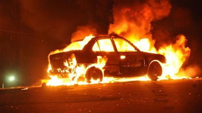 القبض على عامل أضرم النيران بسيارة شخص في القاهرة