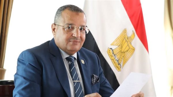 خالد مبارك - محافظ