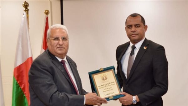 القائم بأعمال رئيس