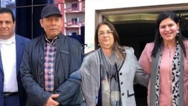 أحمد ماهر ومديرة