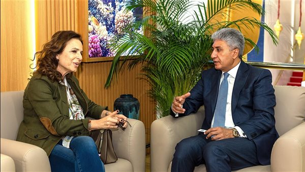 وزير السياحة ونظيرته