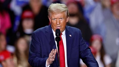 الولايات المتحدة ترفض التنازل عن الرسوم الجمركية الرئيسية في محادثاتها مع اليابان