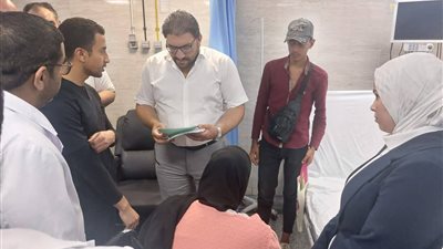 مدير التأمين الصحي بالغربية يتفقد مستشفى المجمع الطبي ويوجه بتوفير احتياجات المرضى| صور