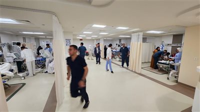 مستشفى أهل مصر: استقبلنا 5 مصابين بانفجار خط غاز أكتوبر.. وجار نقل حذيفة لتلقي العلاج