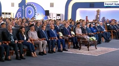 السيسي يوجه بتشكيل لجنة دائمة لمتابعة تنفيذ الاستراتيجية الوطنية للتشغيل فور إطلاقها