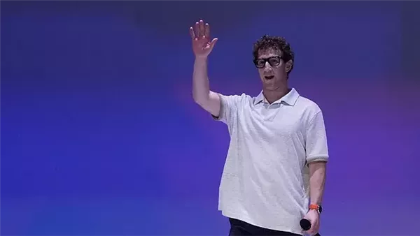  مارك زوكربيرج