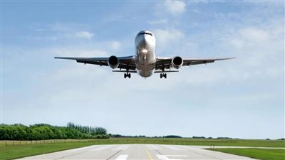 بسبب جهاز iPad.. هبوط اضطراري لطائرة أمريكية على متنها 461 راكبًا