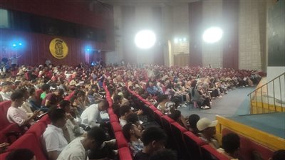 أكثر من 1000 طالب وطالبة بالأقصر في محاضرات مراجعة ثانوية عامة مجانية